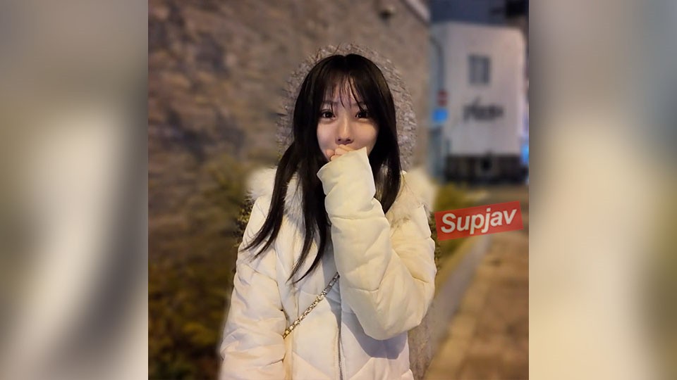 FC2PPV 4667633 990pt Until 5/5♡ [First Shot] 19-Year-Old Screaming Schoolgirl 